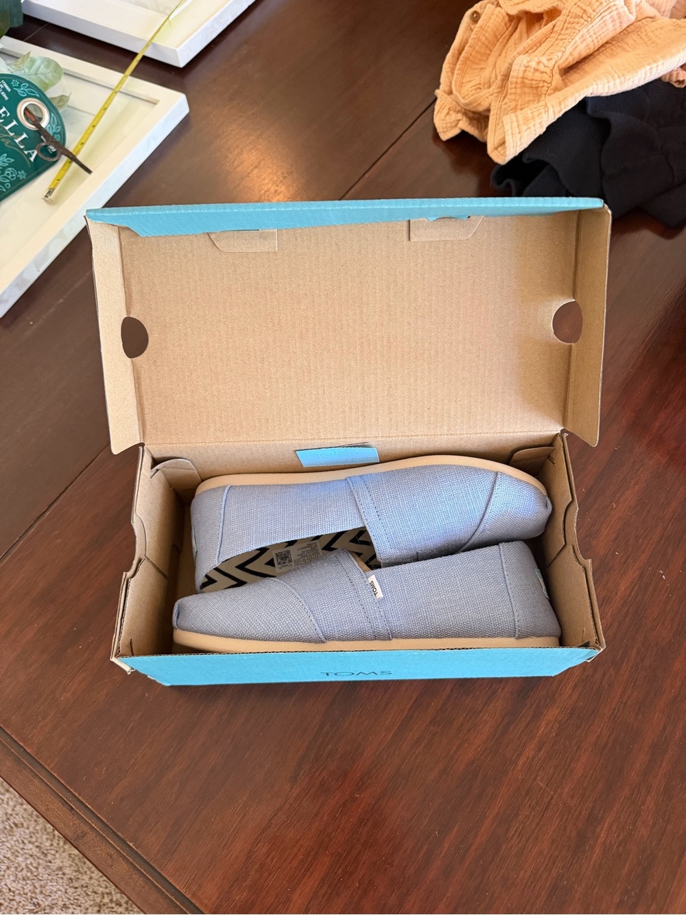Toms Light Blue Canvas Slip-On with Zigzag Lining